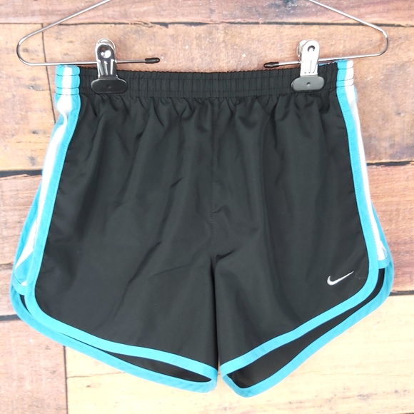 Nike Pants - 🍄3/45$🍄Nike high rise running shorts dri-fit